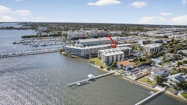 896 N Federal Highway 225, Lantana, FL 33462