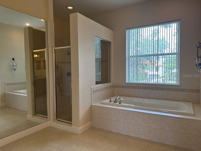 3307 W CORONA STREET, Tampa, FL 33629