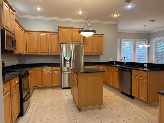 3307 W CORONA STREET, Tampa, FL 33629