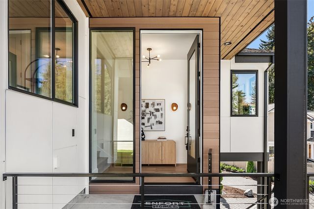 11217 NE 103rd Place, Kirkland, WA 98033