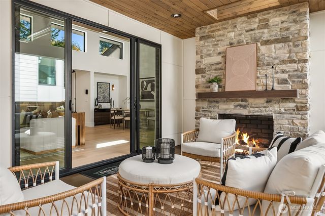 11217 NE 103rd Place, Kirkland, WA 98033
