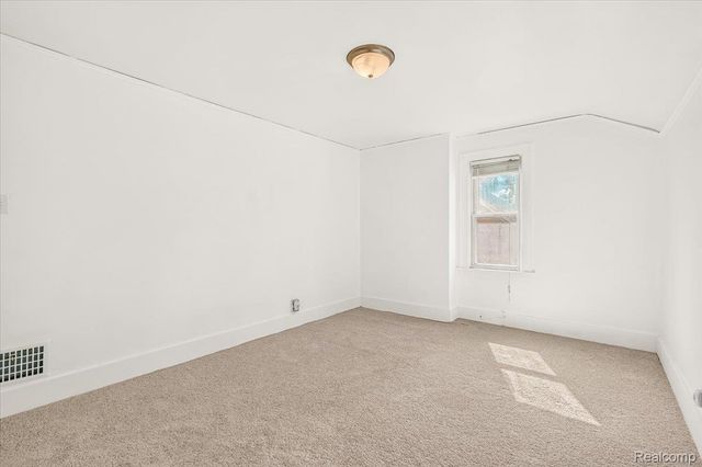 15104 Auburn Street, Detroit, MI 48223