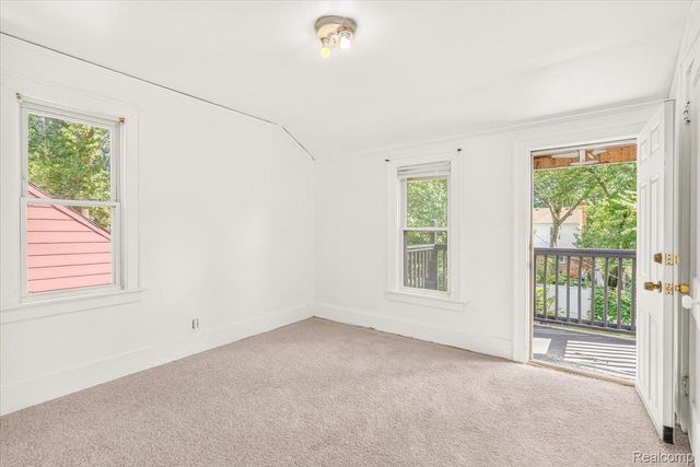 15104 Auburn Street, Detroit, MI 48223
