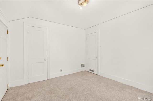15104 Auburn Street, Detroit, MI 48223