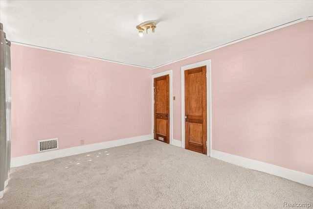 15104 Auburn Street, Detroit, MI 48223