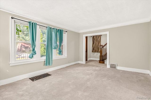 15104 Auburn Street, Detroit, MI 48223