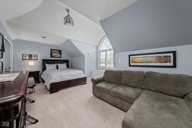 7109 W Saint Andrews Avenue, Yorktown, IN 47396