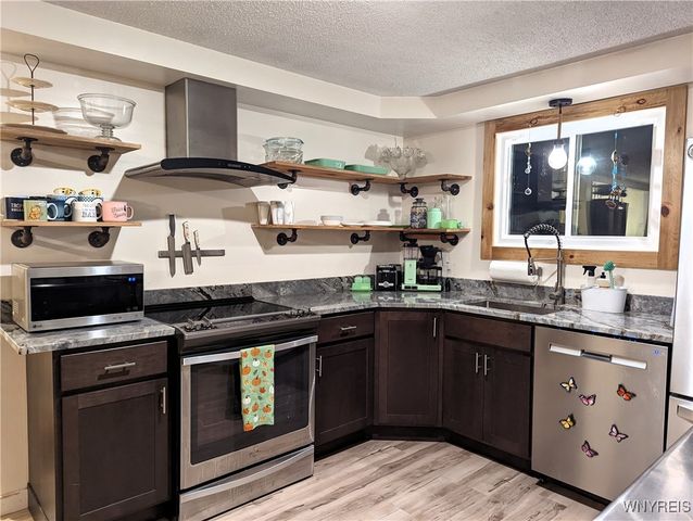 170 Creek Road, Elma, NY 14052