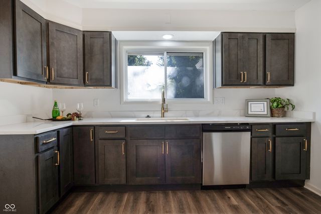 4571 Devon Drive, Indianapolis, IN 46226