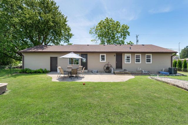 W1228 State Road 60, Rubicon, WI 53078