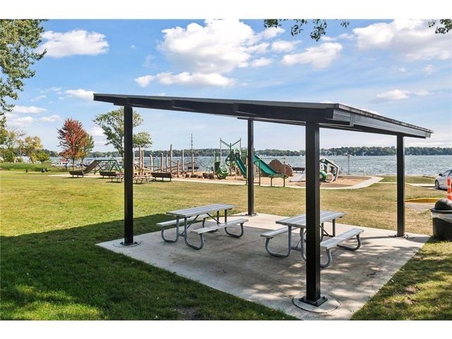 5133 Emerald Drive, Mound, MN 55364