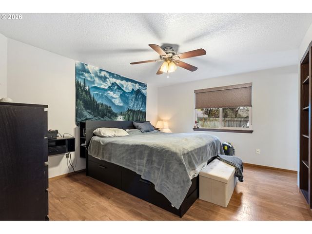 4802 Ne 132ND Pl, Vancouver, WA 98682