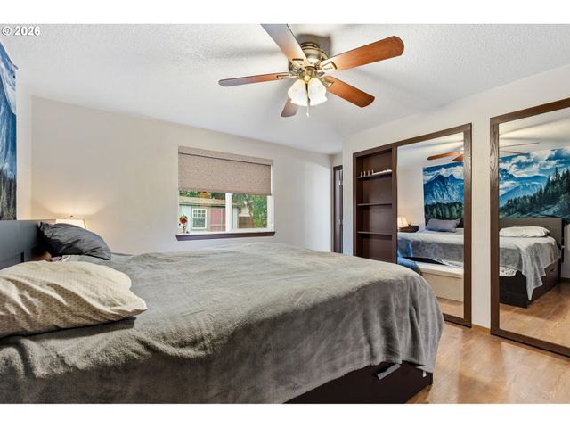 4802 Ne 132ND Pl, Vancouver, WA 98682