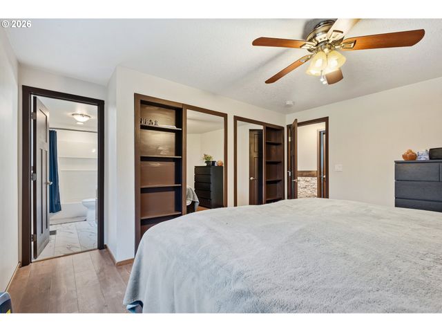 4802 Ne 132ND Pl, Vancouver, WA 98682