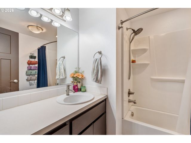 4802 Ne 132ND Pl, Vancouver, WA 98682