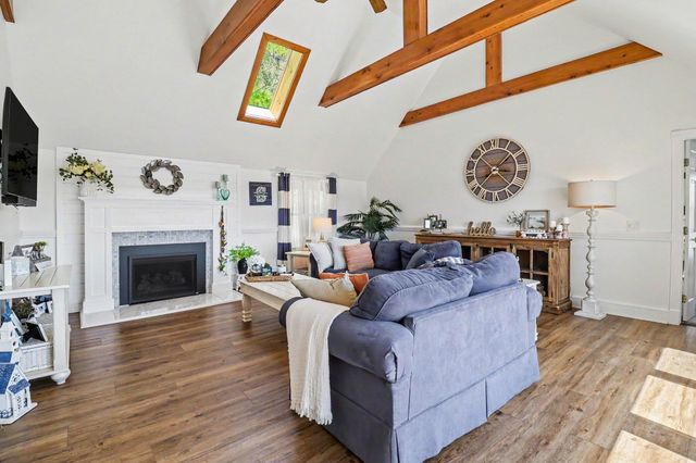 5267 W Monroe Road, Pentwater Twp, MI 49449