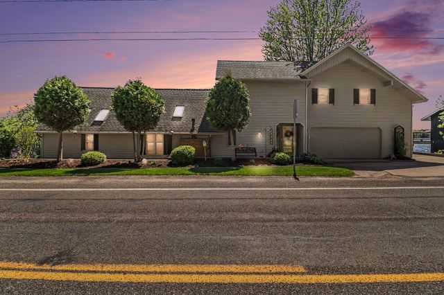 5267 W Monroe Road, Pentwater Twp, MI 49449