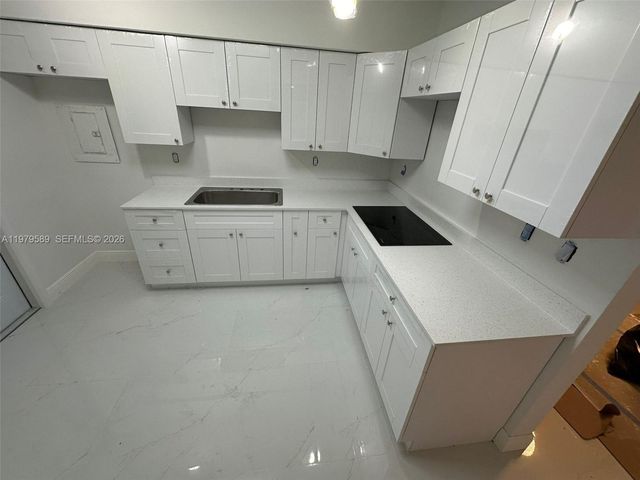 1011 NW 9th St A, Homestead, FL 33030