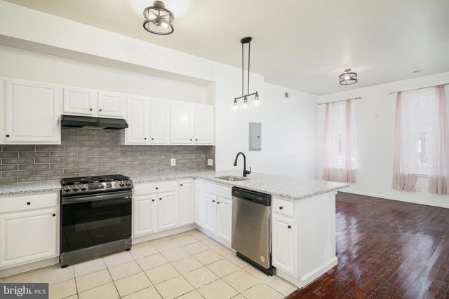 305 N 41ST ST, Philadelphia, PA 19104