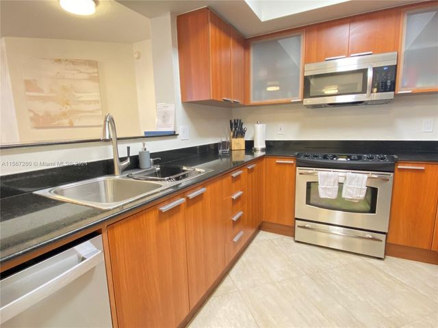 16699 Collins Ave 3009, Sunny Isles Beach, FL 33160