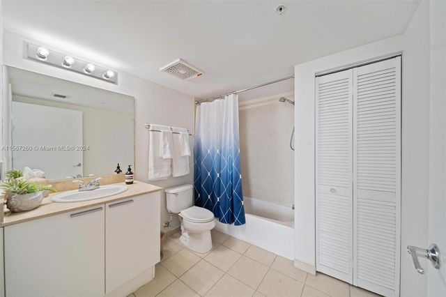 16699 Collins Ave 3009, Sunny Isles Beach, FL 33160