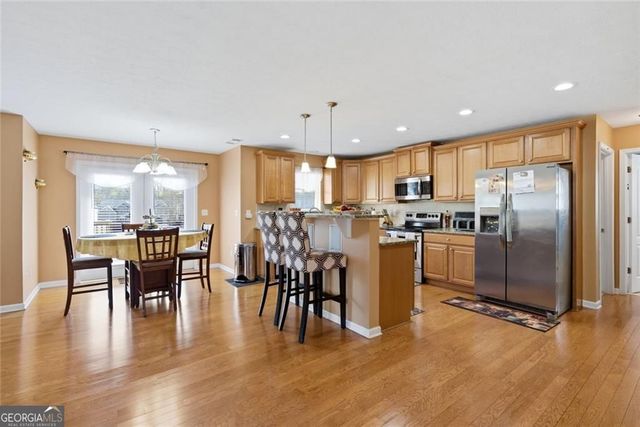 3430 Park Glenn Lane, Snellville, GA 30078