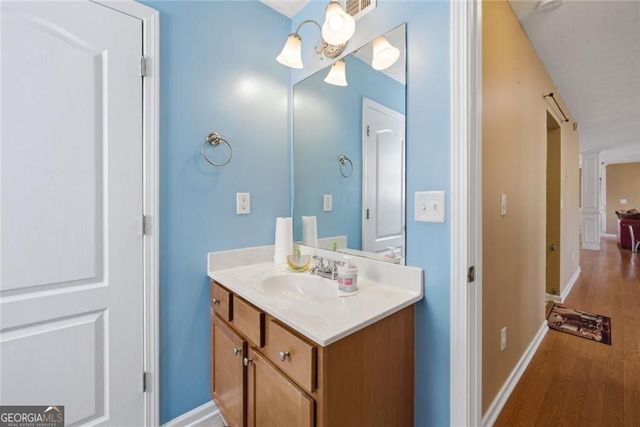 3430 Park Glenn Lane, Snellville, GA 30078