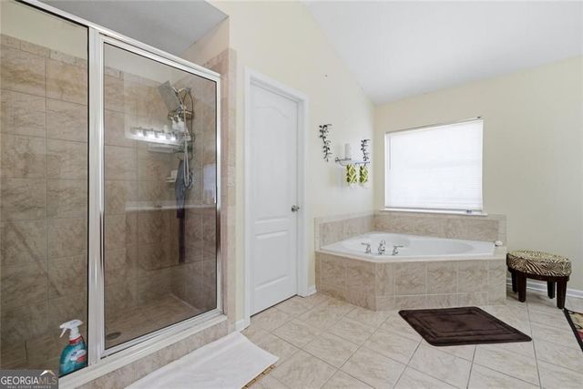 3430 Park Glenn Lane, Snellville, GA 30078