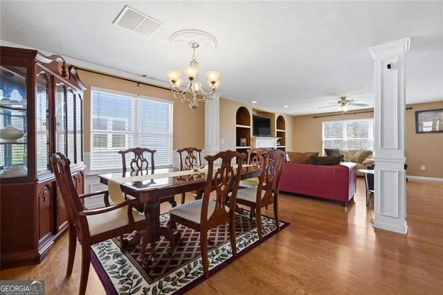 3430 Park Glenn Lane, Snellville, GA 30078