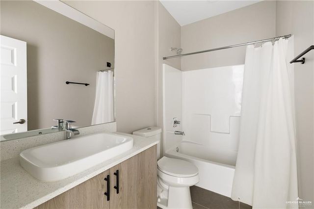 5708 Puffin Avenue 1, Mcallen, TX 78504