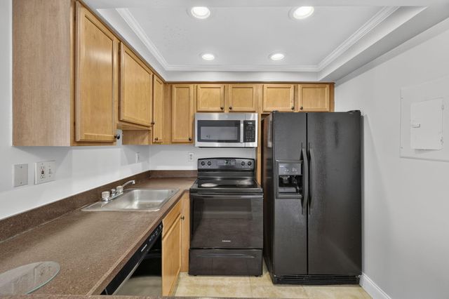 724 EXECUTIVE CENTER Drive 36, West Palm Beach, FL 33401