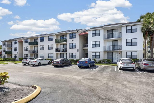 724 EXECUTIVE CENTER Drive 36, West Palm Beach, FL 33401