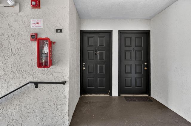 724 EXECUTIVE CENTER Drive 36, West Palm Beach, FL 33401