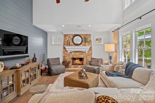 54 Mountain Drive, Biltmore Lake, NC 28715