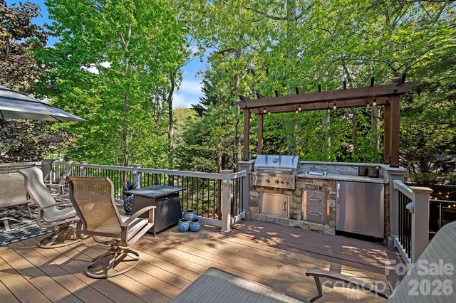 54 Mountain Drive, Biltmore Lake, NC 28715