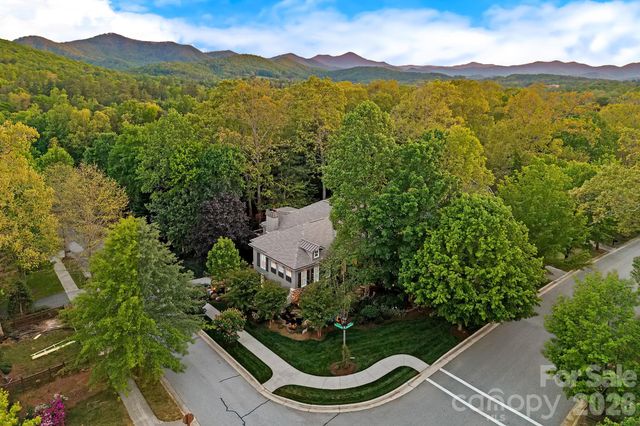 54 Mountain Drive, Biltmore Lake, NC 28715