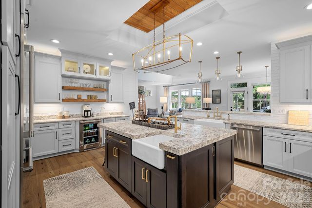 54 Mountain Drive, Biltmore Lake, NC 28715