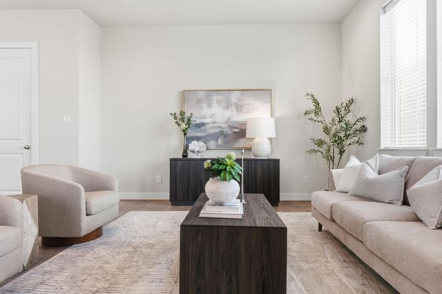 1361 Moy Street, Houston, TX 77007