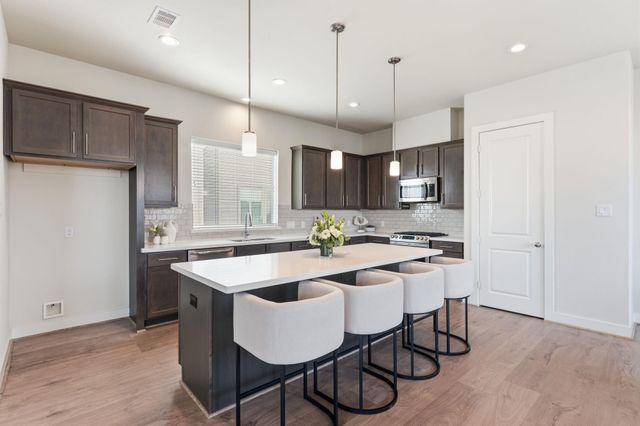 1361 Moy Street, Houston, TX 77007