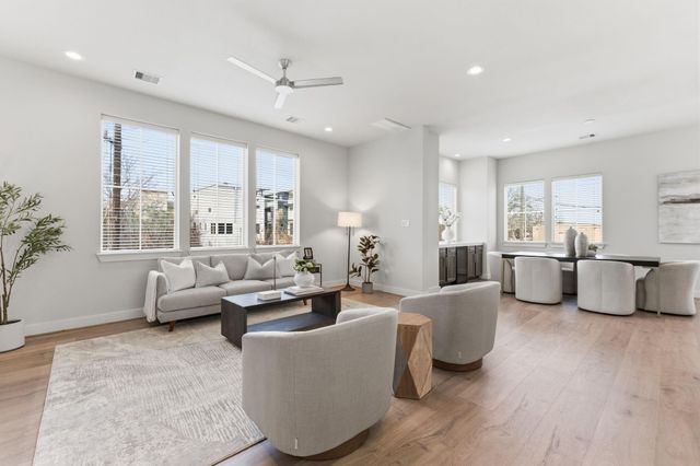 1361 Moy Street, Houston, TX 77007