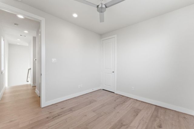 1361 Moy Street, Houston, TX 77007