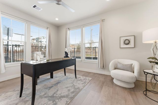 1361 Moy Street, Houston, TX 77007