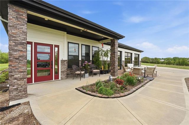 3708 S Sweeney Road, Grain Valley, MO 64029