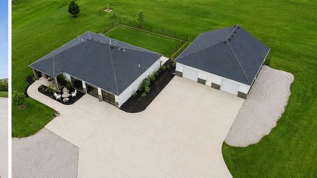 3708 S Sweeney Road, Grain Valley, MO 64029