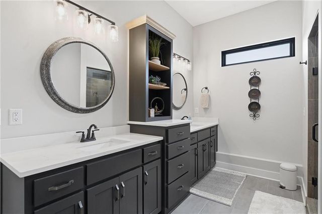 3708 S Sweeney Road, Grain Valley, MO 64029