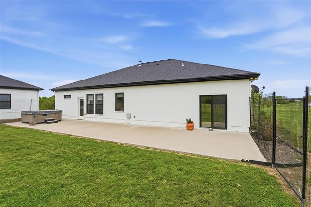 3708 S Sweeney Road, Grain Valley, MO 64029