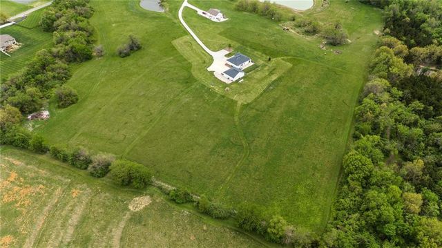 3708 S Sweeney Road, Grain Valley, MO 64029