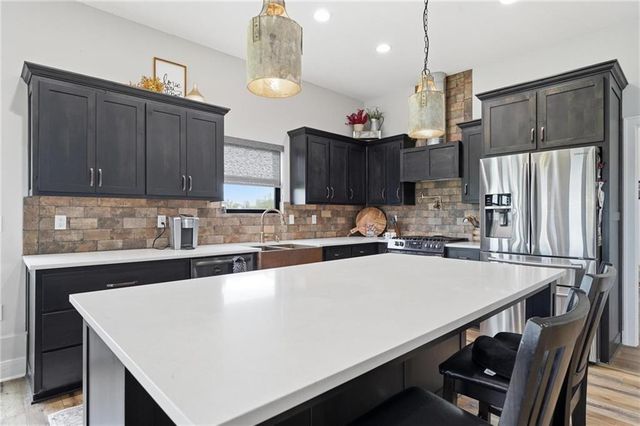 3708 S Sweeney Road, Grain Valley, MO 64029