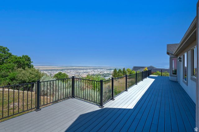 548 S LOFTY LN, North Salt Lake, UT 84054