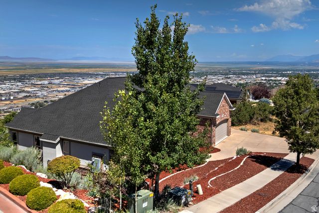 548 S LOFTY LN, North Salt Lake, UT 84054
